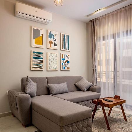 Travelholic Residence Golden Gates Каир Экстерьер фото