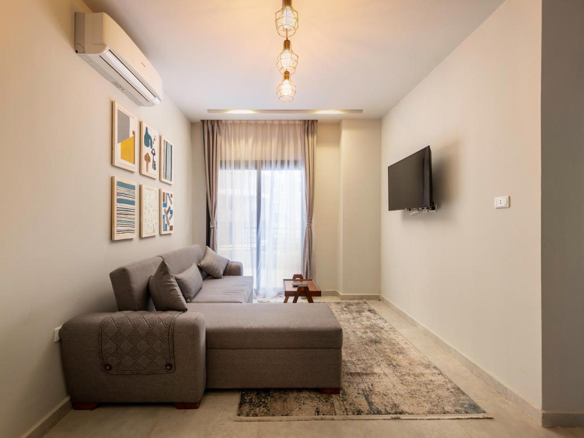 Travelholic Residence Golden Gates Каир Экстерьер фото