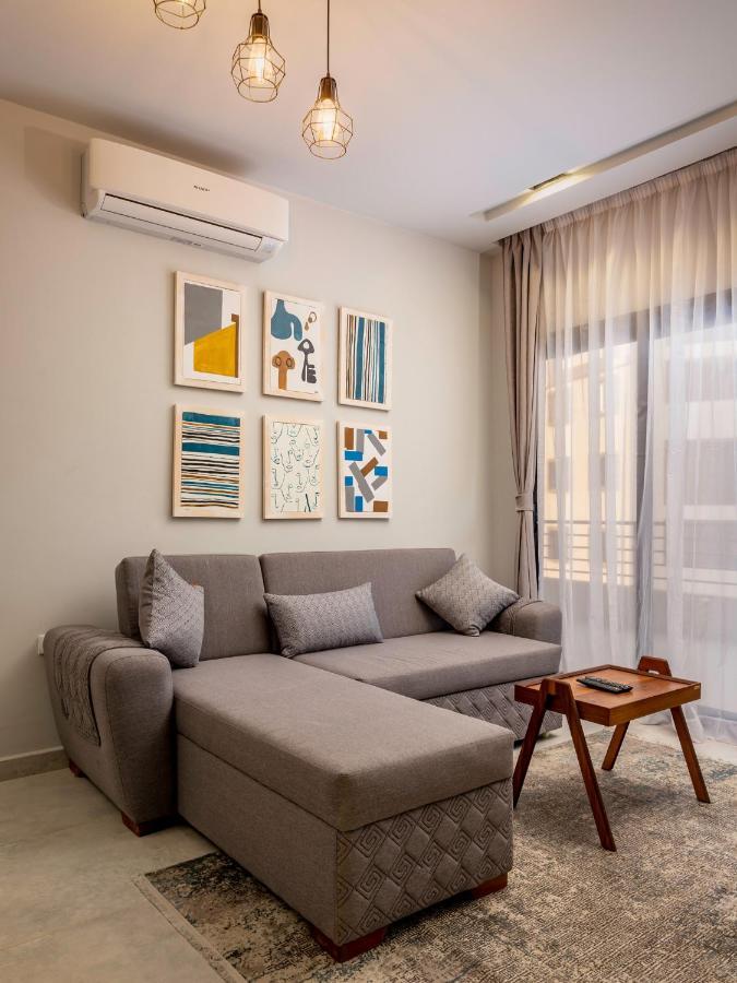 Travelholic Residence Golden Gates Каир Экстерьер фото