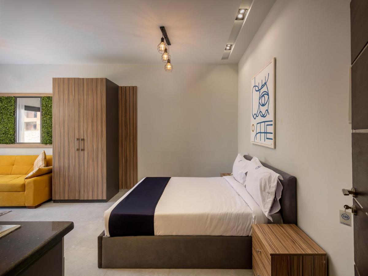 Travelholic Residence Golden Gates Каир Экстерьер фото