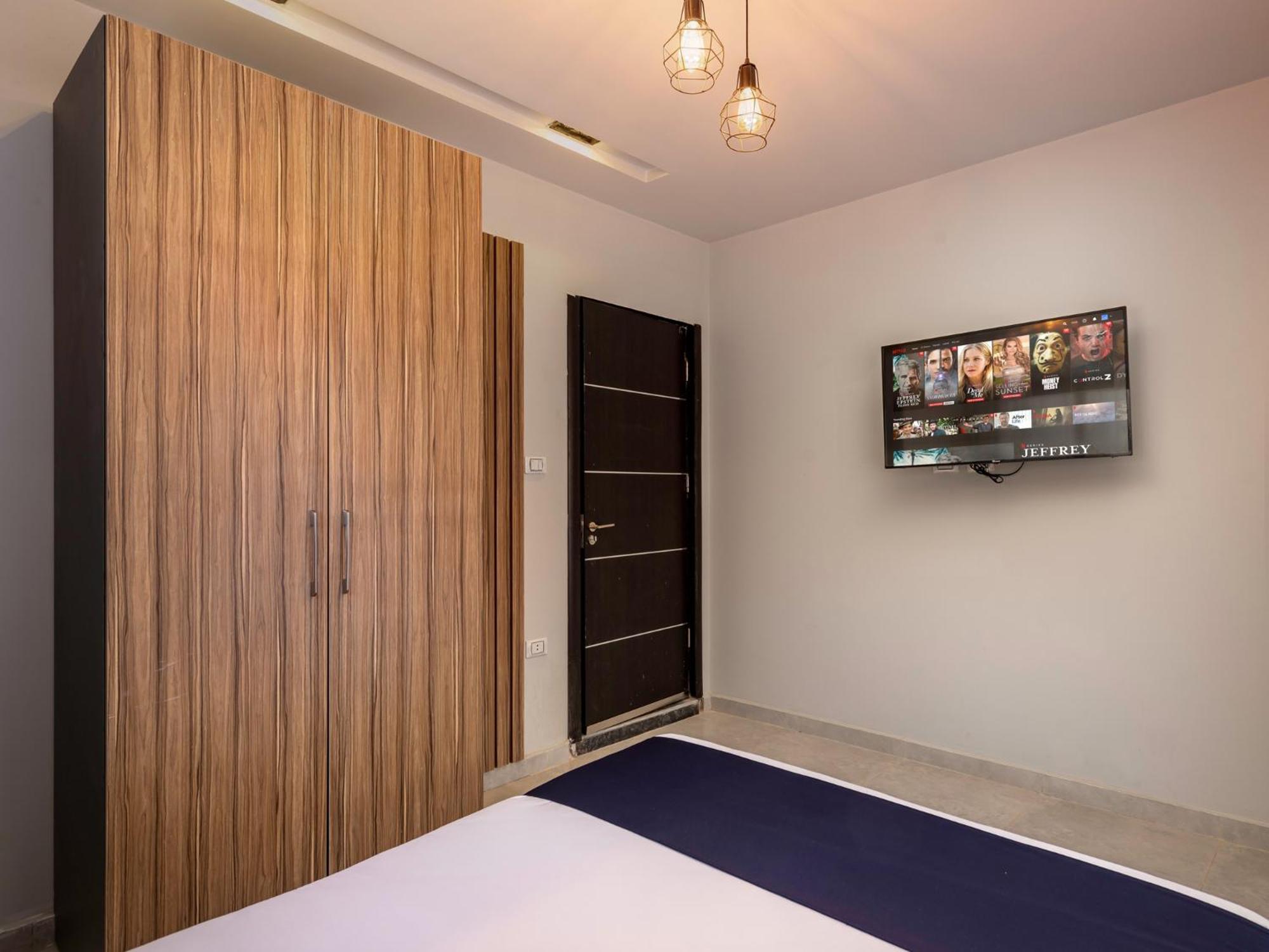 Travelholic Residence Golden Gates Каир Экстерьер фото