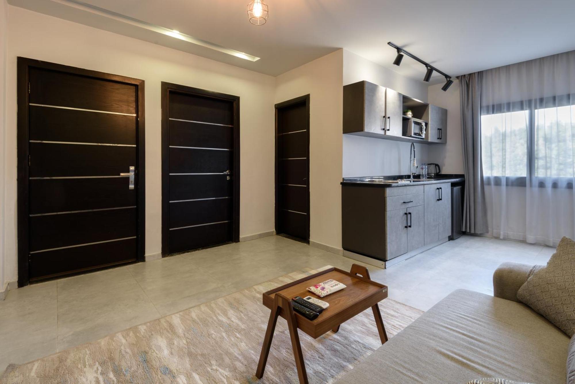 Travelholic Residence Golden Gates Каир Экстерьер фото