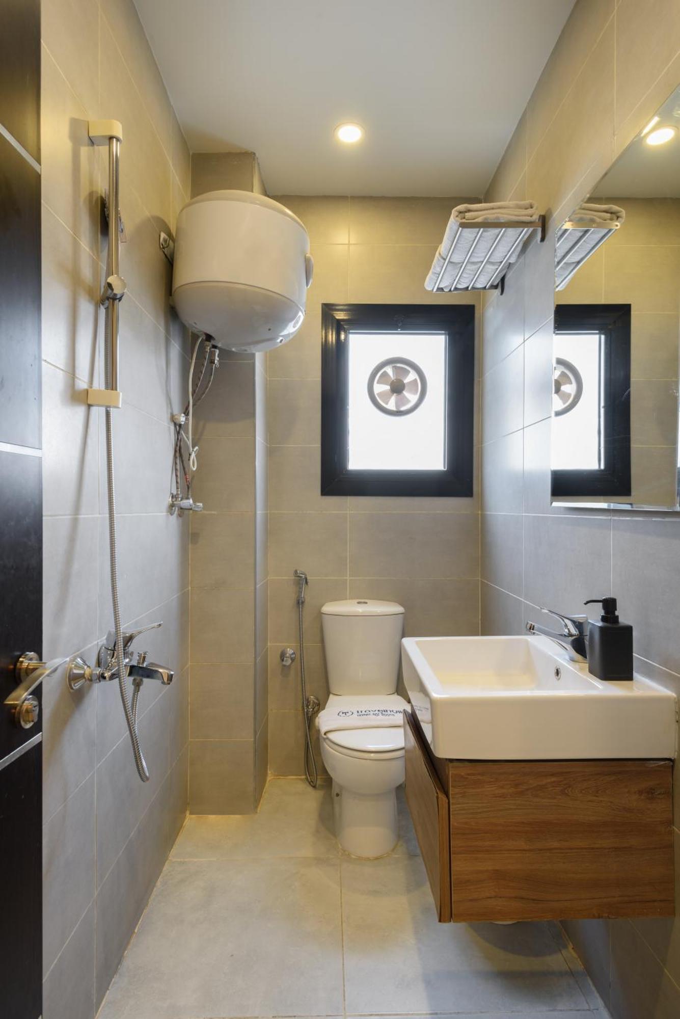 Travelholic Residence Golden Gates Каир Экстерьер фото