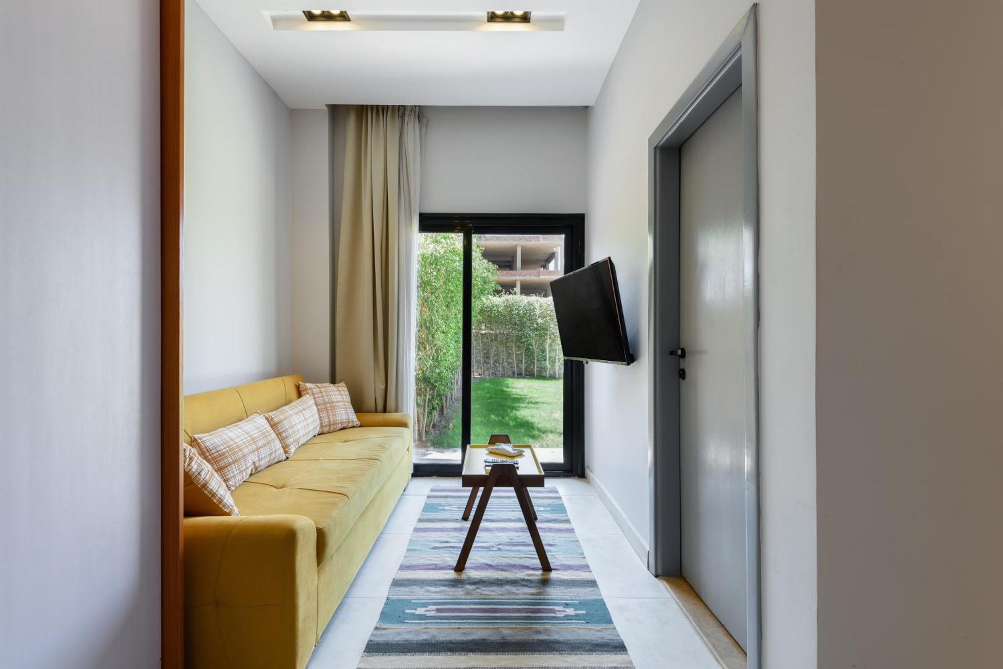 Travelholic Residence Golden Gates Каир Экстерьер фото